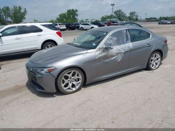 Alfa Romeo Giulia II 2018 Alfa Romeo Giulia Ti 2018 2.0l 2.0 Benzyna 280KM, zdjęcie 1
