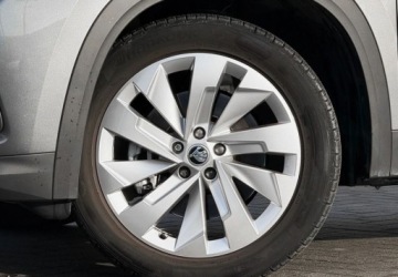 Skoda Kodiaq I SUV Facelifting 2.0 TDI SCR 150KM 2024 Skoda Kodiaq Matrix-LED El. fotele Canton Navi Salon PL Gwarancja 2027, zdjęcie 5