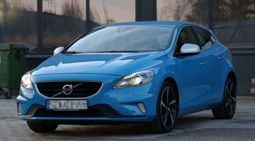 Volvo V40 II Cross Country 2.0 T3 DRIVE-E 152KM 2016 Volvo V40 Volvo V40 T3 RDesign 2.0 Benzyna 152KM, zdjęcie 32