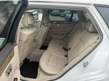 Mercedes Klasa E W212 Kombi 220 CDI BlueEFFICIENCY 170KM 2010 Mercedes E 220 2.2 Diesel 170KM Automat, zdjęcie 5