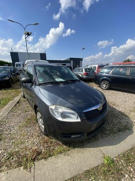 Skoda Fabia II Kombi 1.2 70KM 2009 Skoda FABIA II 2009R. 1.2 12V SUPER STAN