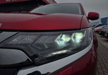 Mitsubishi Outlander III 2021 Mitsubishi Outlander 2.4plug-in hybrid 4wd FULL LED 2xPDC Kamera Grz.Fotel, zdjęcie 8