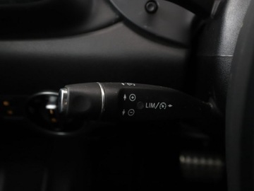 Infiniti Q30 2.0T 211KM 2017 Infiniti Q30 4x4 automat skóra/alcantara navi, zdjęcie 29