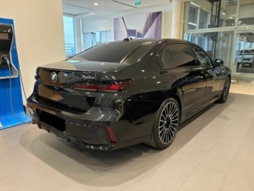 BMW Seria 7 G70 Sedan 3.0 40d 299KM 2026 BMW Seria 7 740d xDrive Sport Sedan 3.0 (299KM) 2026, zdjęcie 3