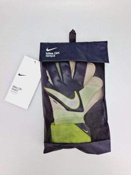 Размер вратарских перчаток NIKE Grip3 9