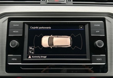 Volkswagen Passat B8 Variant Facelifting 1.5 TSI EVO 150KM 2021 Volkswagen Passat Essence Pakiety, Tempomat, Czujniki parkowania, Asysten, zdjęcie 26