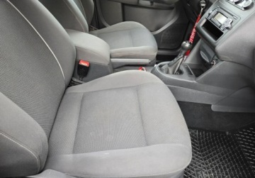 Volkswagen Caddy III Kombi Facelifting 1.2 TSI 104KM 2011 Volkswagen Caddy Swiezo sprowadzonyZarejestrowany Ubezpieczony. Maxi 7 oso, zdjęcie 28