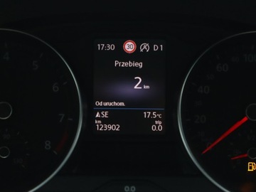 Volkswagen Passat B8 Variant 1.8 TSI BlueMotion Technology 180KM 2017 VW Passat 1.8 TSI, Salon Polska, Automat, Navi, zdjęcie 10