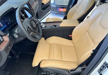 Volvo XC60 II 2023 Volvo XC 60 XC 60 R-DESIGN 2.0 BENZ 250 KM 2023r 9.000 km Warszawa, zdjęcie 6