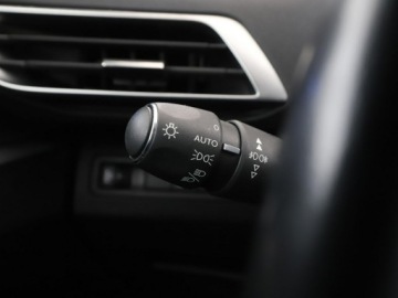 Peugeot 3008 II Crossover 1.2 PureTech 130KM 2019 Peugeot 3008 Crossway automat navi kamera tempomat, zdjęcie 35