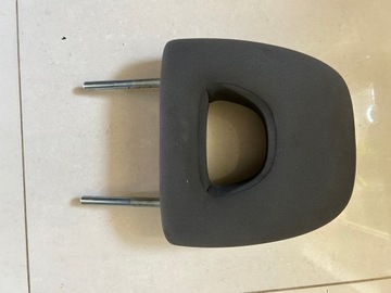 PODHLAVNÍK SEDADLA PŘEDNÍ ZADNÍ DO TOYOTA RAV4 II 2001-05