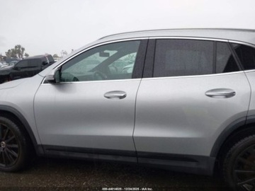 Mercedes GLA II 2021 Mercedes-Benz GLA 2021 r., 2,0L 4MATIC 2.0 Benzyna 221KM, zdjęcie 14