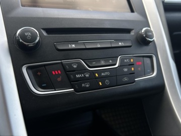 Ford Mondeo V Sedan 1.5 EcoBoost 160KM 2016 Ford Mondeo Bluetooth | Multofunkcja | Podgrz.fote, zdjęcie 21