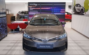 Toyota Corolla XI Sedan 1.33 Dual VVT-i 99KM 2016 Toyota Corolla 1.33 Active 1.3 Benzyna 99KM, zdjęcie 1