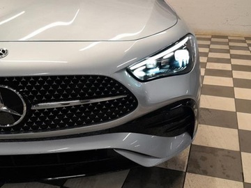 Mercedes CLE Coupe 2.0 200 204KM 2025 MERCEDES-BENZ CLE 200 4-Matic AMG Line 2.0 (204KM) 2025, zdjęcie 11