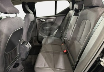 Volvo XC40 2022 Volvo XC 40 VAT 23 Momentum Pro 1.5 T3 163KM automat 2022 r., salon PL, I, zdjęcie 4