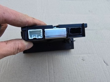 DISPLEJ AUTORÁDIO 30679647 VOLVO V50 EVROPA