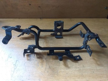 КРЕПЛЕНИЕ РУЧКИ РАМЫ YAMAHA FJR 1300