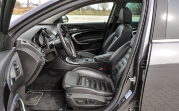 Opel Insignia I Sports Tourer 2.8 V6 Turbo ECOTEC 260KM 2009 Opel Insignia 2,8 (260KM) LPG 4x4 Bezwypadkowy 190 tys. km 2.8 BenzynaLPG, zdjęcie 6