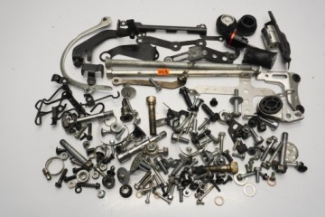 HONDA CBR 1000RR 17-19 БОЛТЫ ВИНТЫ