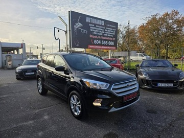 Ford Kuga III 2019 Ford Kuga 1.5 EcoBoost 182 KM, Automat,