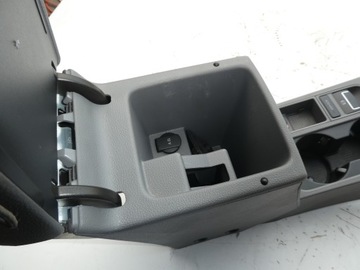 ТУННЕЛЬНЫЙ ПОДЛОКОТНИК VW SHARAN ALHAMBRA 7N0864251A