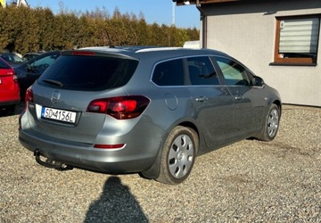 Opel Astra J Sports Tourer 1.7 CDTI ECOTEC 110KM 2012 Opel Astra 2012 r. 1.7 Diesel 110KM, zdjęcie 3