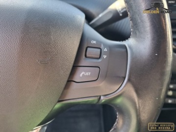 Peugeot 2008 I SUV Facelifting 1.2 PureTech 110KM 2016 Peugeot 2008 1,2 benz automat navi klimatronik pdc alu zarejestrowany 1.2, zdjęcie 16