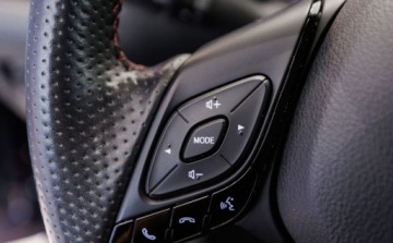 Toyota C-HR I Crossover Facelifting 1.8 Hybrid 122KM 2023 Toyota C-HR 1.8 Hybrid GPF GR Sport 1.8 Hybryda 122KM, zdjęcie 30