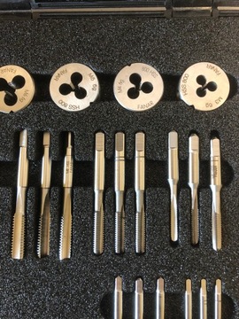 Фанар Набор метчиков и плашек М3-М12 CZB-29