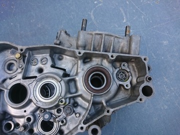 Картер двигателя Suzuki RM 250, блок картера