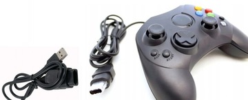 Подключите Xbox Classic Pad к кабелю адаптера USB к компьютеру или ноутбуку.