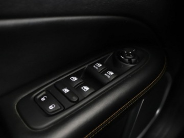 Jeep Compass II SUV 1.3 TMair 150KM 2020 Jeep Compass Limited automat półskóra navi, zdjęcie 33