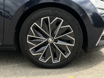 Skoda Superb III Kombi Facelifting 2.0 TDI SCR 200KM 2023 Skoda Superb L&amp;K ! Podgrzewane fotele ! Kamera cof, zdjęcie 10