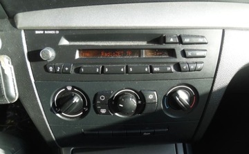 BMW 2011 BMW Seria 1 2011r, 1.6 Benzyna, Lekko uszkodzony bok. 1.6 Benzyna 122KM, zdjęcie 13