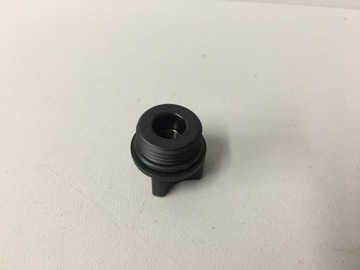 ЗАГЛУШАЮЩИЙ ВИНТ M18 X 1,5 MITDICHTRING MAN