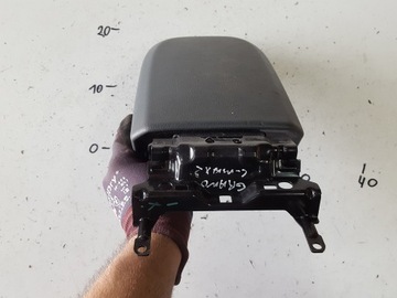 FORD GRAND C-MAX MK2 10R- LOKETNÍ OPĚRKA