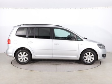 Volkswagen Touran II 1.6 TDI 105KM 2012 VW Touran 1.6 TDI, DSG, 7 miejsc, Skóra, Klima, zdjęcie 5