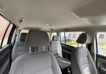 Volkswagen Touran I 2.0 FSI 150KM 2007 Volkswagen Touran 2.0 Benzyna Ladny Stan Klimatronik Kamera NAVI Zadbany, zdjęcie 12