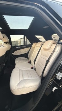 Mercedes Klasa M W166 Off-roader AMG 63 AMG 4MATIC 525KM 2014 Mercedes-Benz ML Mercedes-Benz ML W166 (2011 - 2015) 5.5 ML63 amg Brabus 7, zdjęcie 3