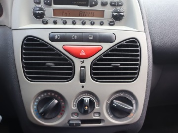Fiat Albea I 1.2 i 16V 80KM 2004 Fiat Albea 1.2i, Salon Polska, 1. Właściciel, zdjęcie 11
