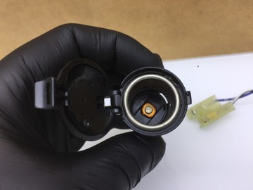 DAIHATSU TERIOS II HNÍZDO ZAPALOVAČE