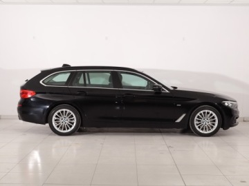 BMW Seria 5 G30-G31 Touring 520d 190KM 2018 BMW 5 520d, 187 KM, Automat, Skóra, Navi, Klima, zdjęcie 5