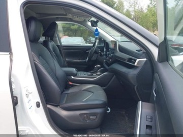 Toyota Highlander III 2021 Toyota Highlander 2021 TOYOTA HIGHLANDER XLE 3.5 Benzyna 295KM, zdjęcie 12