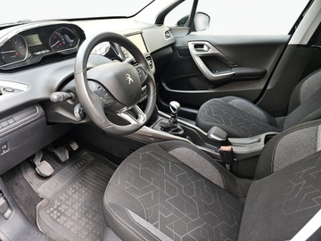 Peugeot 2008 I SUV Facelifting 1.2 PureTech 130KM 2018 Peugeot 2008 Dealer Peugeot | Polski Salon | Gwara, zdjęcie 8