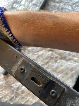 Peugeot Partner fl relingi dachowe 9640353877