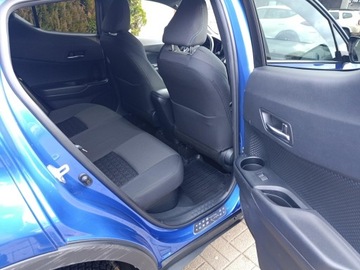 Toyota C-HR I Crossover 1.8 Hybrid 122KM 2019 Toyota C-HR 1.8 Hybrid Style Toyota C-HR 1.8 Hybri, zdjęcie 15