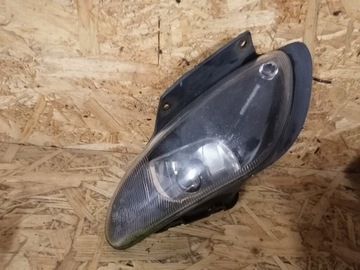 HALOGEN PRAVÝ CHRYSLER 300M