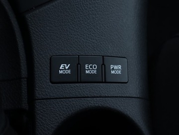 Toyota Auris II Touring Sports Facelifting 1.8 Hybrid 136KM 2017 Toyota Auris Hybrid, Salon Polska, Serwis ASO, zdjęcie 16