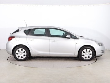 Opel Astra J Hatchback 5d 1.6 Twinport ECOTEC 115KM 2010 Opel Astra 1.6 16V, Salon Polska, Klima, zdjęcie 5